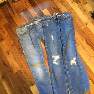 2 pairs of jeans